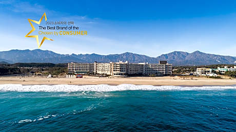 Kensington Resort Seorak Beach