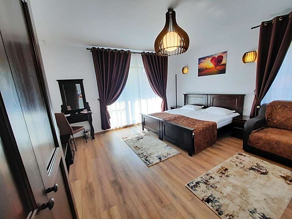 Sat de Vacanta Martisorul Cacica