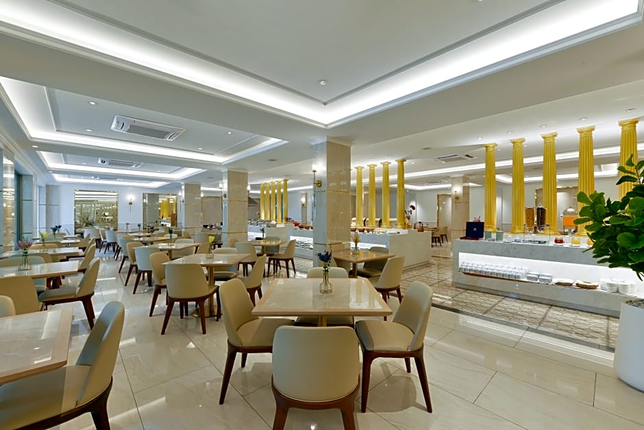 The Beverly Hotel Pattaya (SHA Plus)