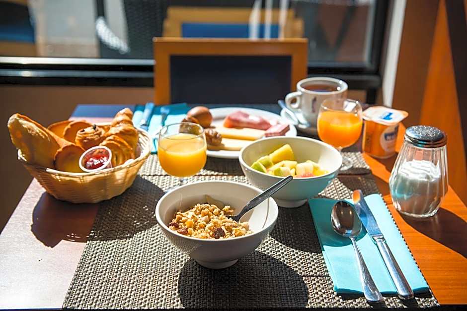 Brit Hotel Saint Malo  Le Transat