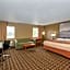 Super 8 by Wyndham Ottawa