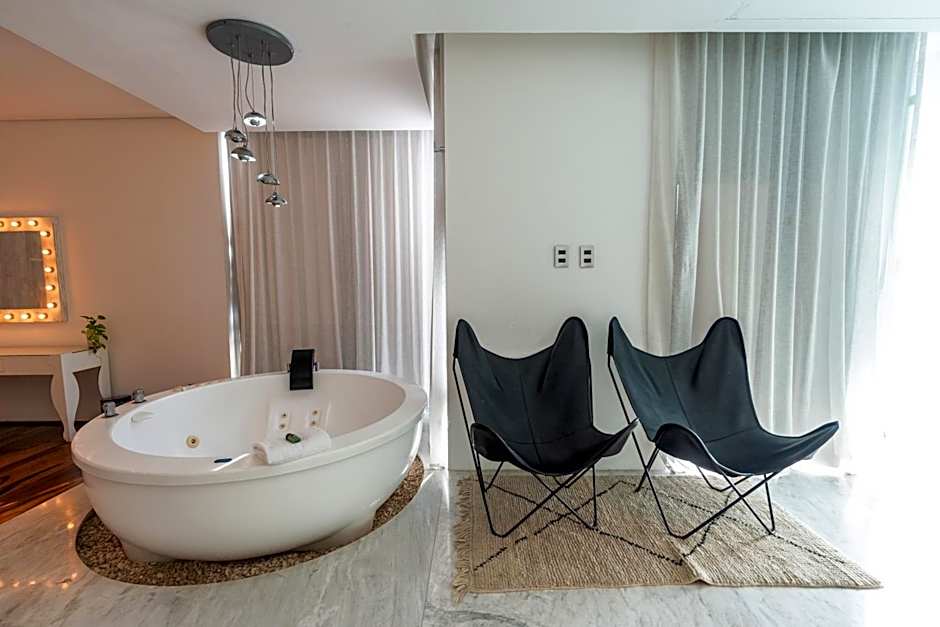 Be Playa Hotel Boutique & Rooftop Bar - Adults Only