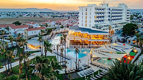 Lordos Beach Hotel & Spa