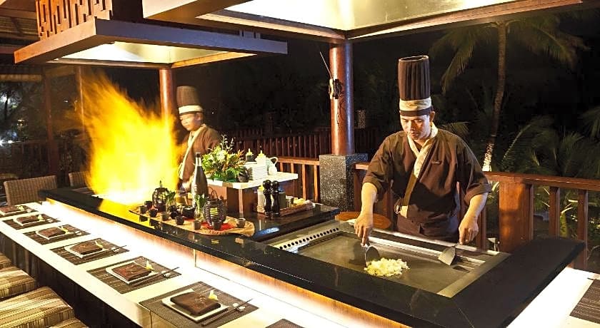 Legian Beach Hotel