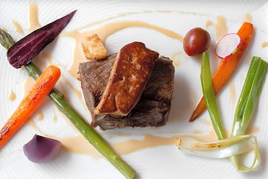 Logis Hôtel Les II Mas - Perpignan Sud