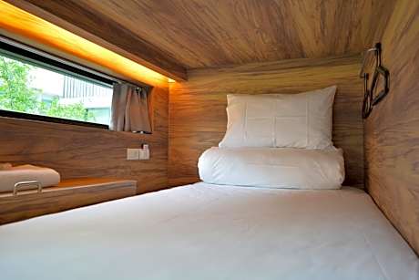 4-Bed Mixed Dormitory Room