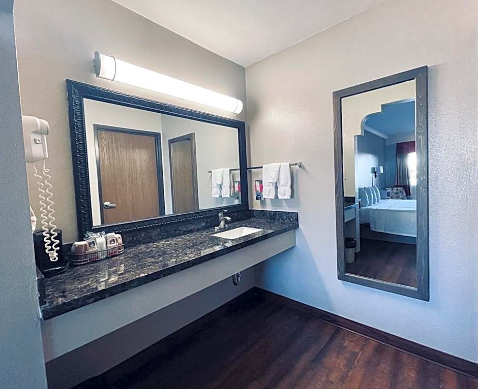 Quality Inn Bishop near Mammoth