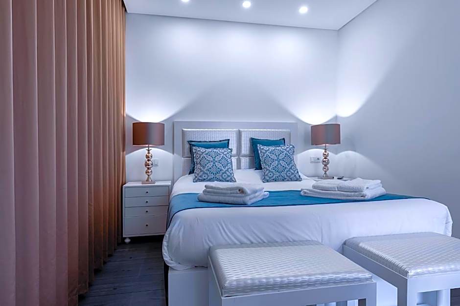 Ilheu 25 Peniche House