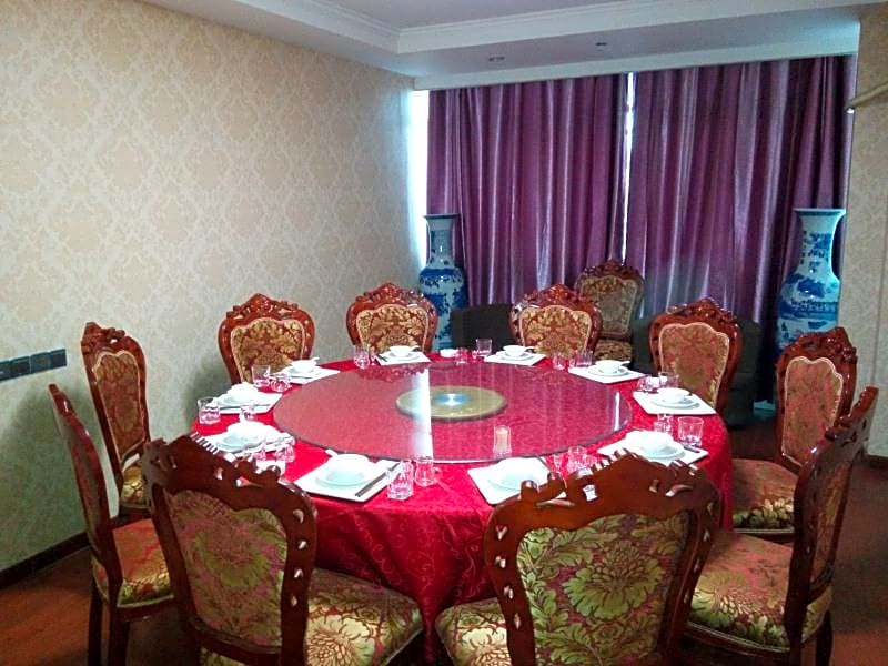 7 Days Premiuma Xingtai Railway Station Tianyi Str