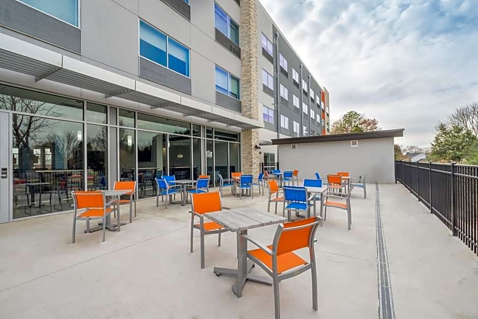 Holiday Inn Express & Suites Greenville SE - Simpsonville By IHG