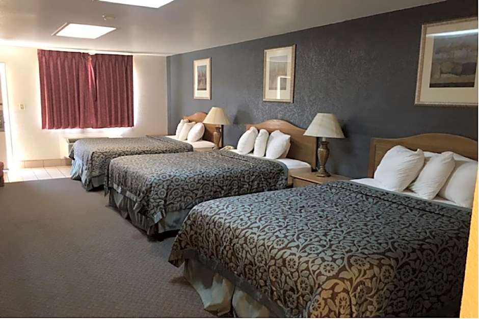 Hebbronville Executive Inn