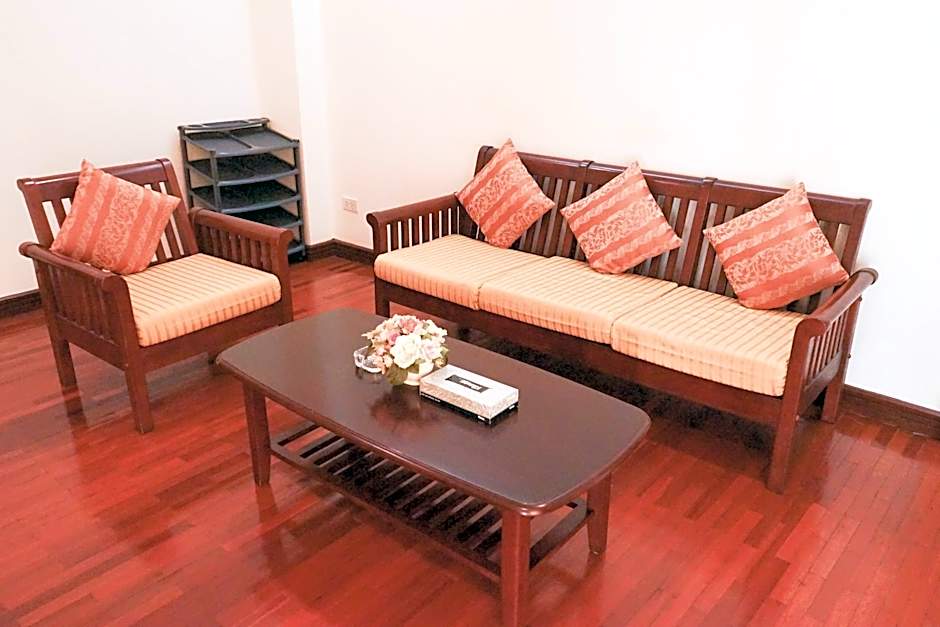 Kanavera Sriracha Hotel & Serviced Apartment