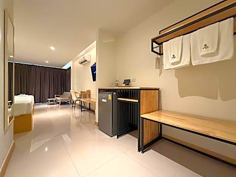 Deluxe Triple Room for 3 People