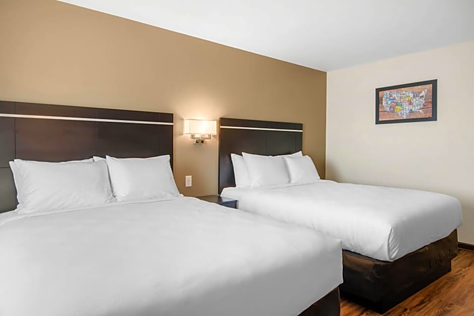 Econo Lodge Inn & Suites Springfield Main Street