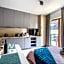 Aparthotel Pawia Deluxe- 10 min to center, self check-in, optional breakfest, parking on the street