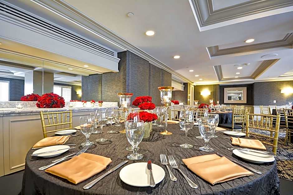 Hilton Checkers Los Angeles