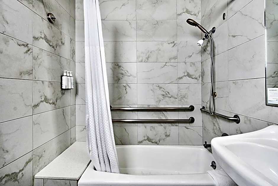 Days Inn by Wyndham Novato/San Francisco