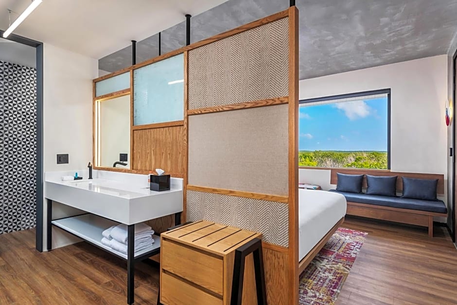 Aloft Tulum