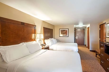 Double Room with Two Double Beds - Non-Smoking