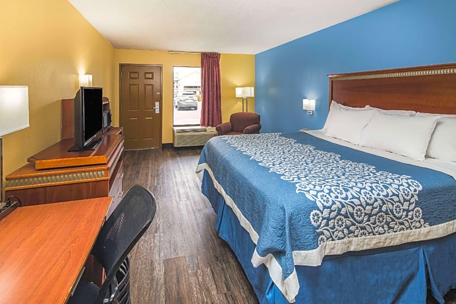 Days Inn by Wyndham Oak Grove/Ft. Campbell