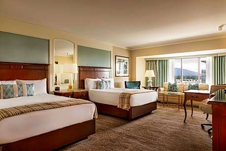 Tower Luxury Two Queens (2 Queen Beds)