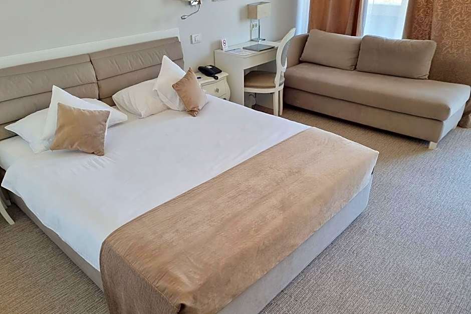 Continental Forum Arad