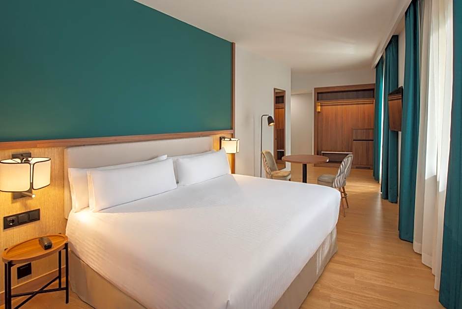 Hotel Elche Centro Affiliated by Meliá