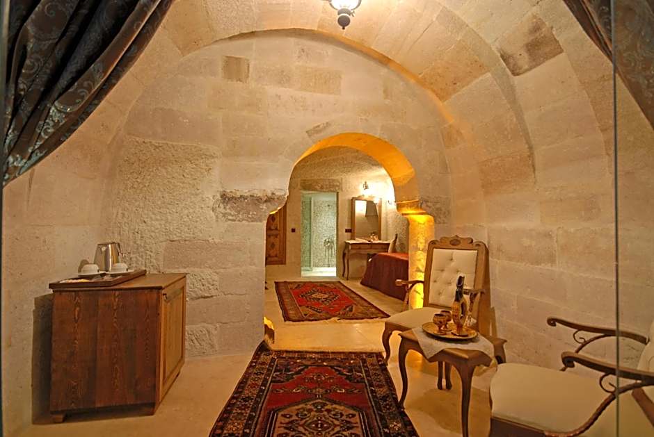 Phocas Cave Suites