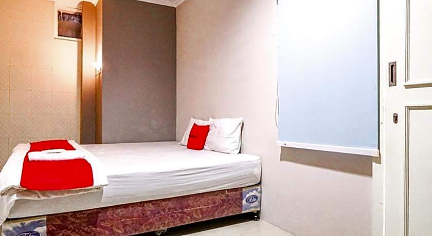 RedDoorz @ Citraland Surabaya