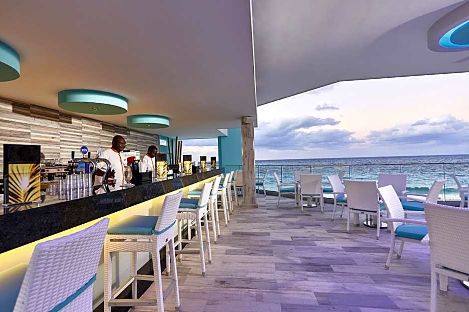 Riu Palace Paradise Island - Adults Only - All Inclusive