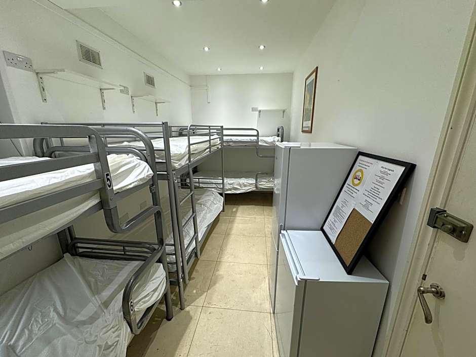 365 London Hostel
