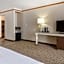 Hilton Garden Inn Grand Forks-Und