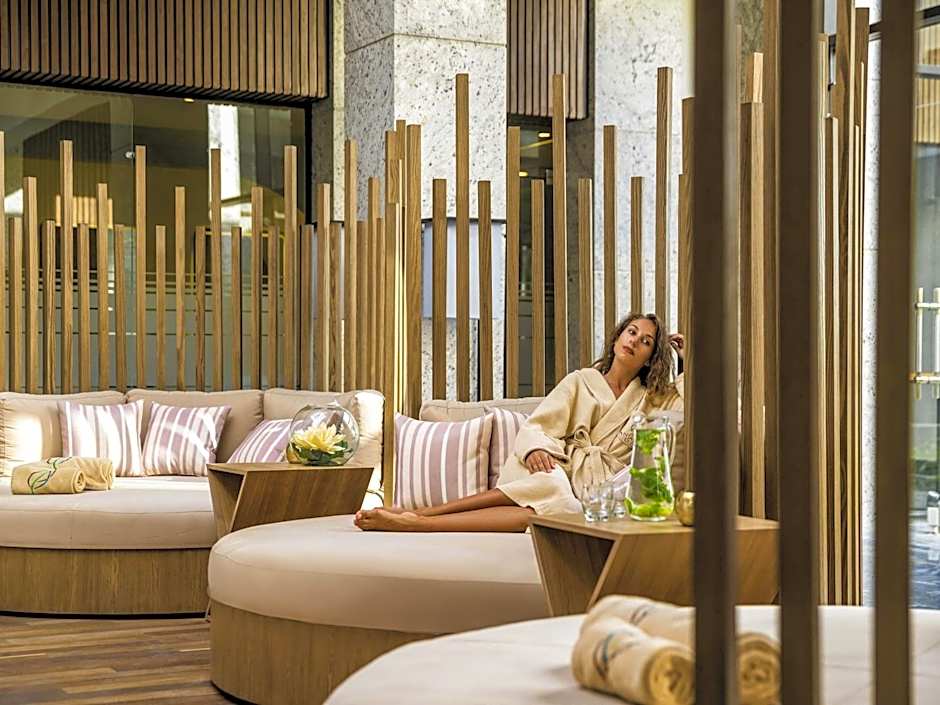 Rixos Premium Magawish Suites and Villas