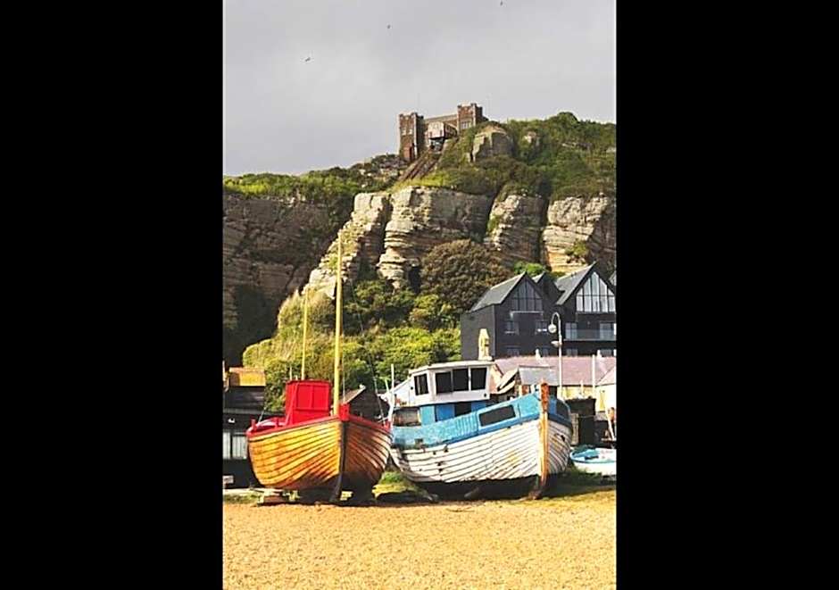 35 Redwood - Beauport Park, Hastings