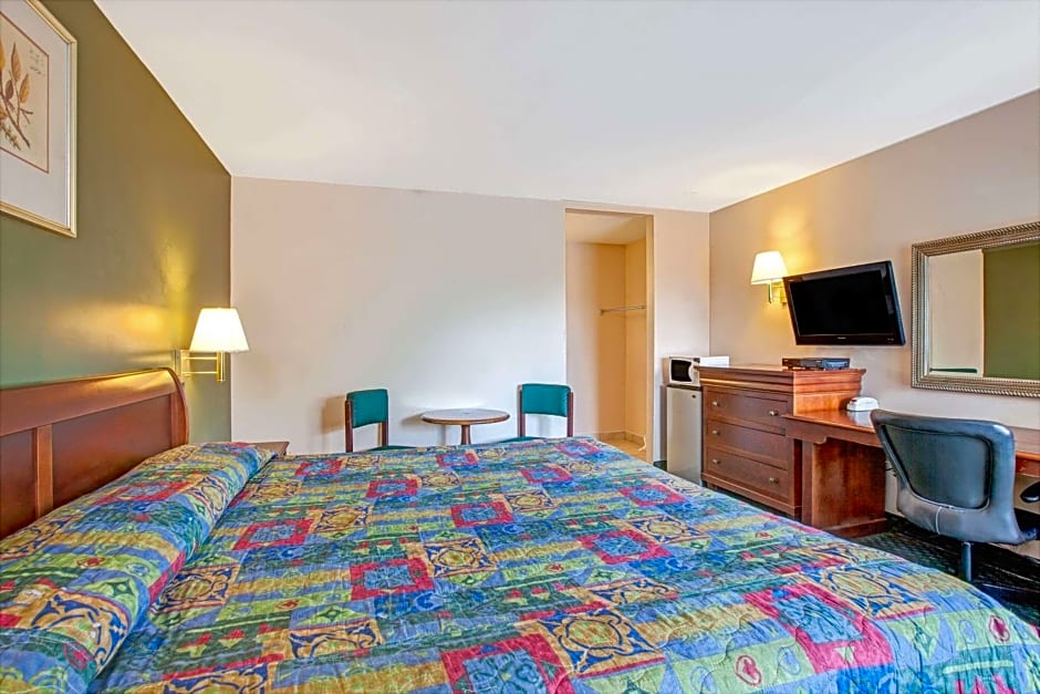 Knights Inn South Hackensack