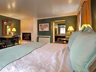 Large Queen Room with Two Queen Beds - Pet Friendly/Non-Smoking