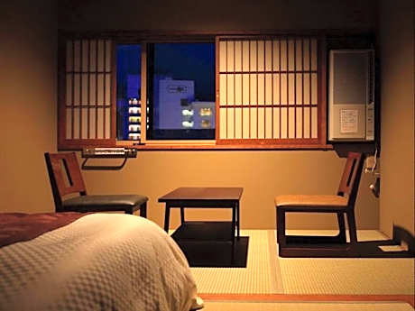 Twin Room - Non-Smoking