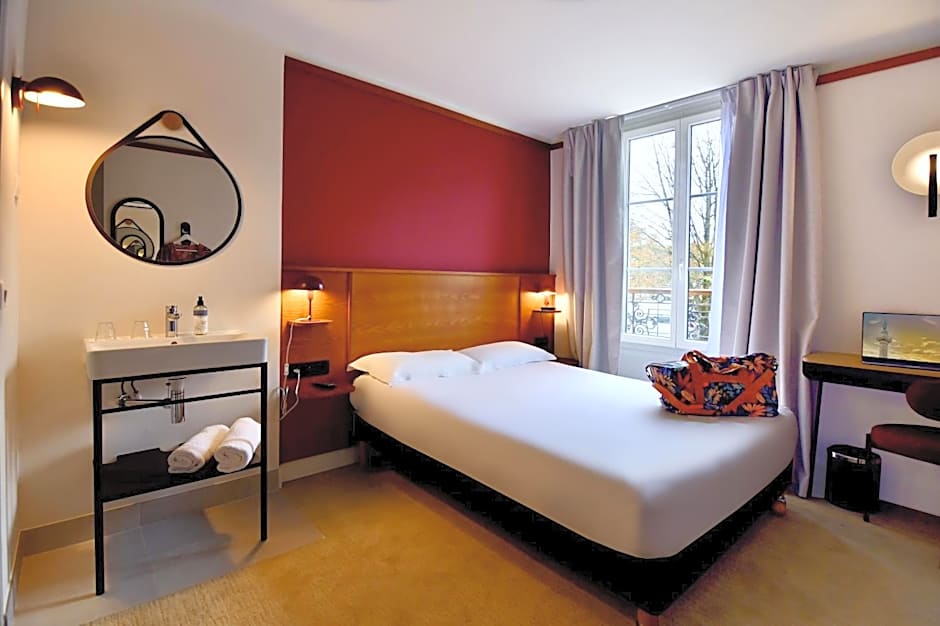 Agate Hotel