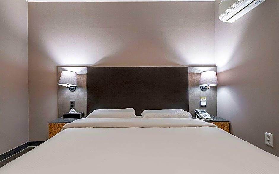 26 Hotel Pyeongchon