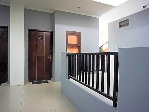 OYO 2886 Her Mandiri Guest House