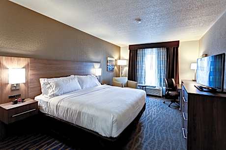 1 King Standard Communications Mobility Accessible