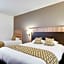 Brit Hotel Confort Loches