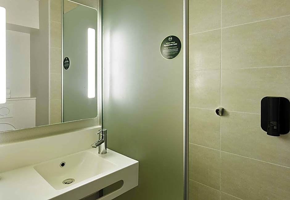 B&B HOTEL Paris Est Bobigny Université