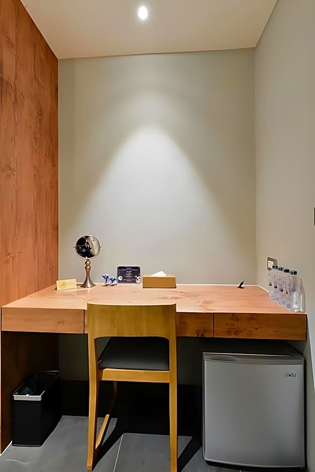 Kokotel Bangkok Surawong