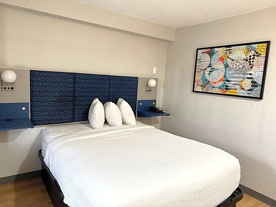 Microtel Inn & Suites By Wyndham Sioux Falls