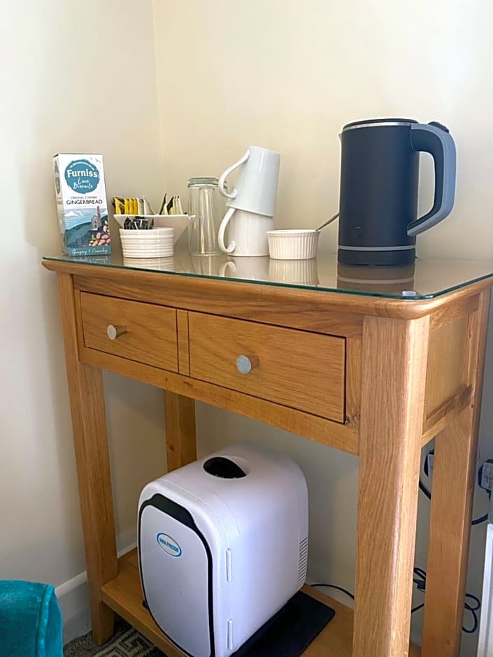 Lynwood House Bed and Breakfast