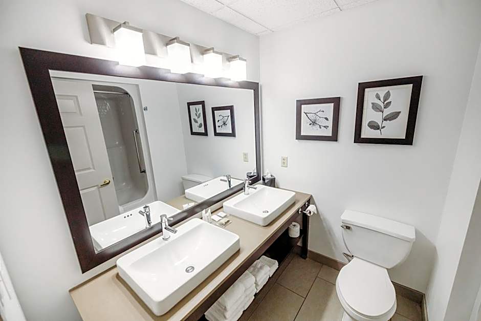 Parkview Inn & Suites, Lancaster Amish Country, PA