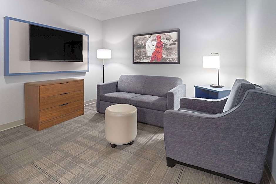 AmericInn by Wyndham Iron Mountain