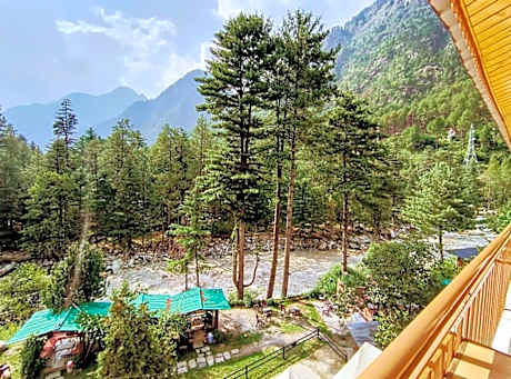 Hotel Parvati Valley By PM Groups