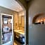 Serenissima Boutique Hotel